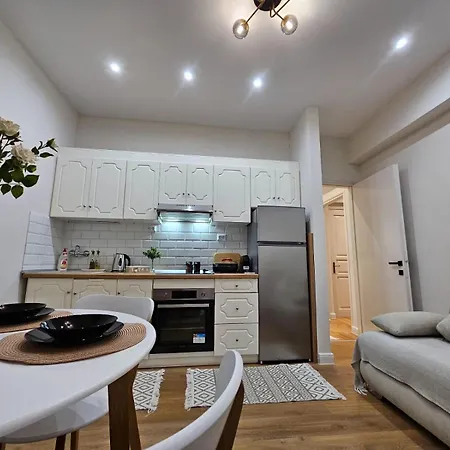 Eda House * Гоувия