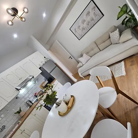Eda House Apartament *